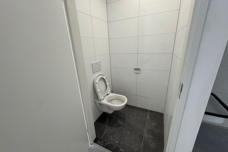 BedrijfsruimteaanFriezenstraat 12 B<br/> inRosmalen BedrijfsruimteaanFriezenstraat 12 B<br/> inRosmalen