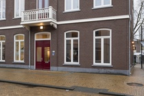 Bekijk foto 3 van Burgemeester van Nispenstraat 1 08