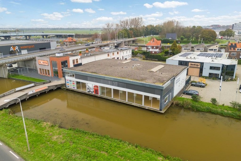 BedrijfsruimteaanKanaaldijk 32 A<br/> inWaddinxveen