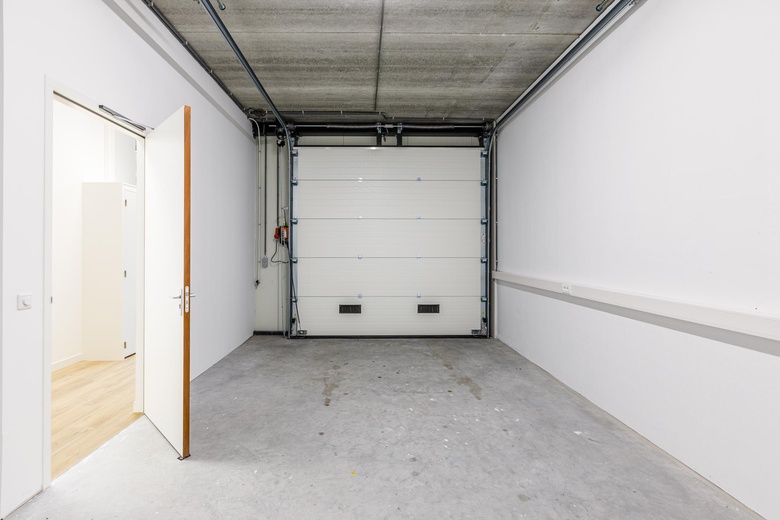 BedrijfsruimteaanDijnselburgerlaan 3 A 4<br/> inZeist