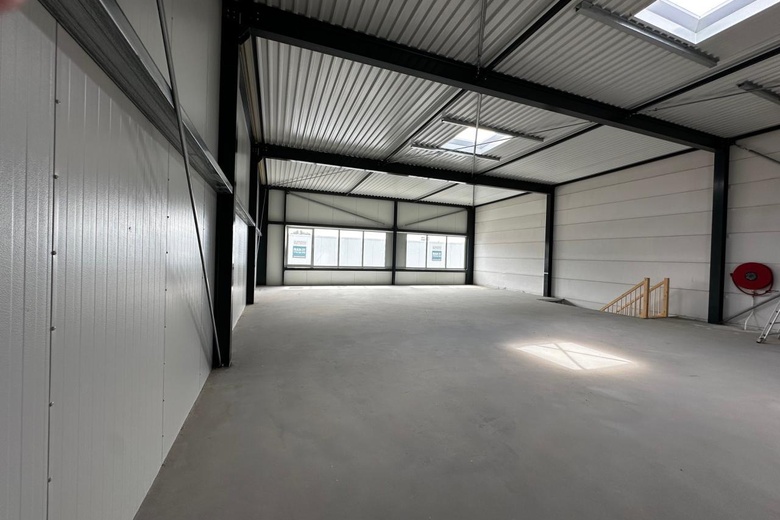 BedrijfsruimteaanKelvinstraat 9<br/> inZoetermeer