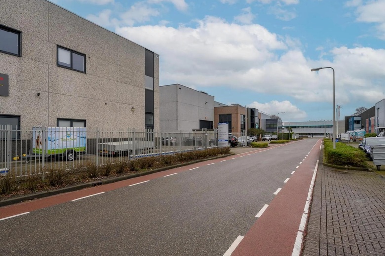 BedrijfsruimteaanLeemidden 36<br/> inDe Lier BedrijfsruimteaanLeemidden 36<br/> inDe Lier