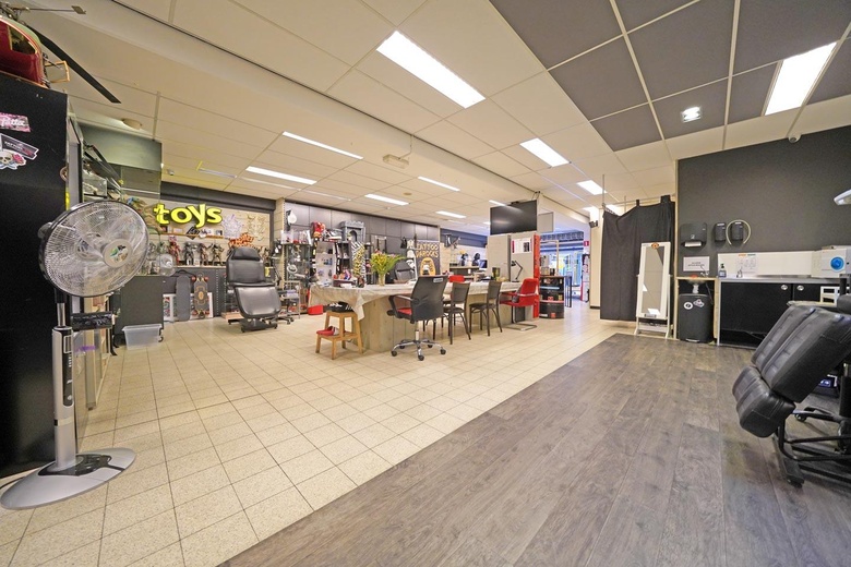 WinkelruimteaanZadelmakerstraat 22<br/> inAlmere WinkelruimteaanZadelmakerstraat 22<br/> inAlmere