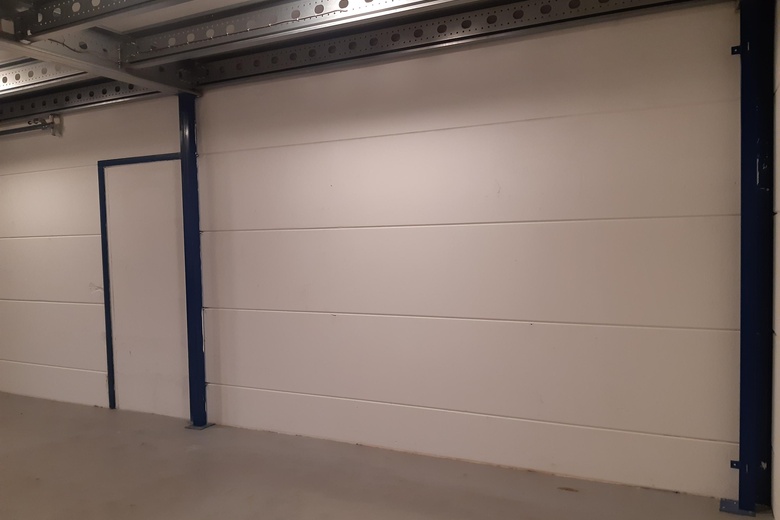 BedrijfsruimteaanNoordeinde 134<br/> inHendrik-Ido-Ambacht BedrijfsruimteaanNoordeinde 134<br/> inHendrik-Ido-Ambacht