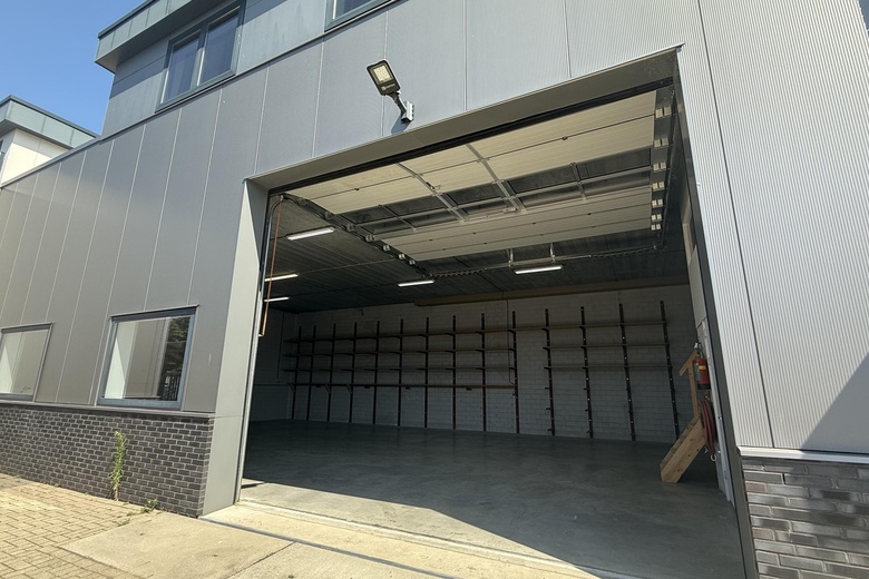BedrijfsruimteaanDucaatstraat 28<br/> inZaandam BedrijfsruimteaanDucaatstraat 28<br/> inZaandam