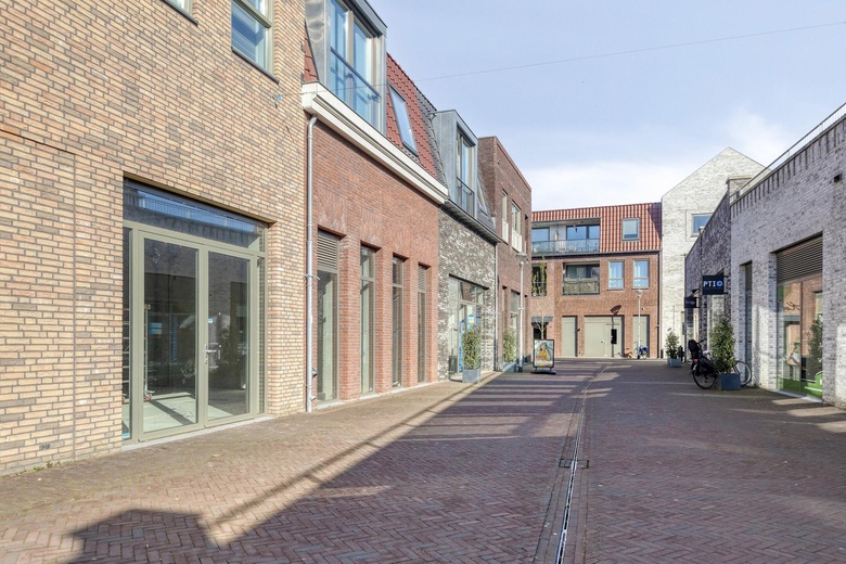 WinkelruimteaanKoningsoord 134<br/> inBerkel-Enschot WinkelruimteaanKoningsoord 134<br/> inBerkel-Enschot