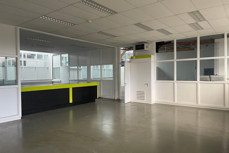 BedrijfsruimteaanVisserijweg 2<br/> inFarmsum