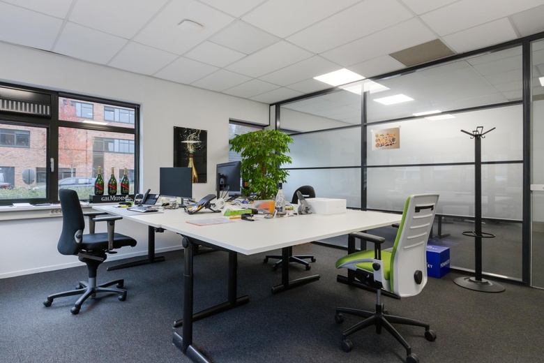 KantoorruimteaanLemelerberg 25 - 27<br/> inAlphen aan den Rijn