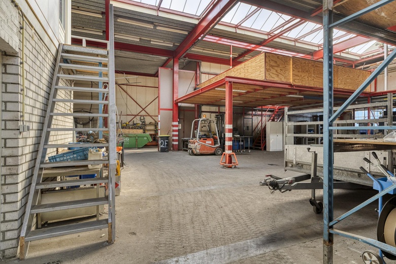 BedrijfsruimteaanIndustrieweg 2 E<br/> inMaassluis BedrijfsruimteaanIndustrieweg 2 E<br/> inMaassluis