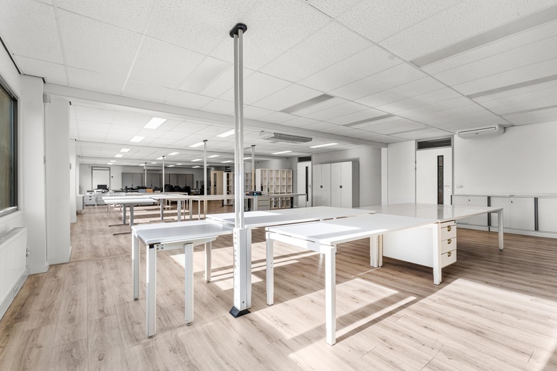 BedrijfsruimteaanMoeskampweg 20<br/> inDen Bosch BedrijfsruimteaanMoeskampweg 20<br/> inDen Bosch