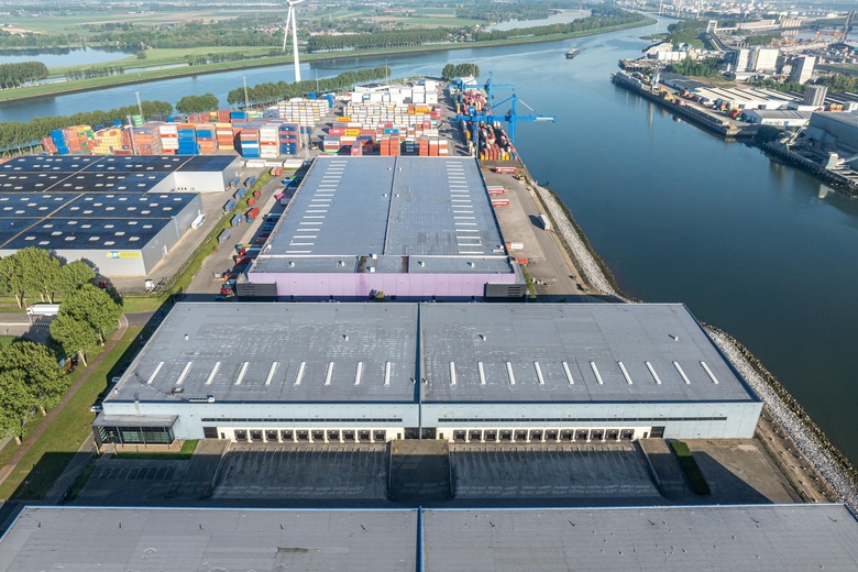 BedrijfsruimteaanShannonweg 82<br/> inBotlek Rotterdam