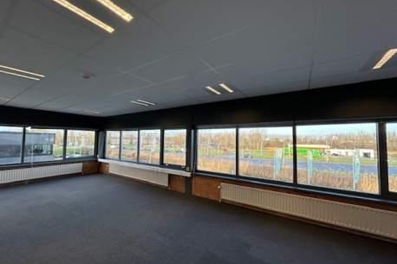 KantoorruimteaanOosteinde 3<br/> inBarendrecht KantoorruimteaanOosteinde 3<br/> inBarendrecht
