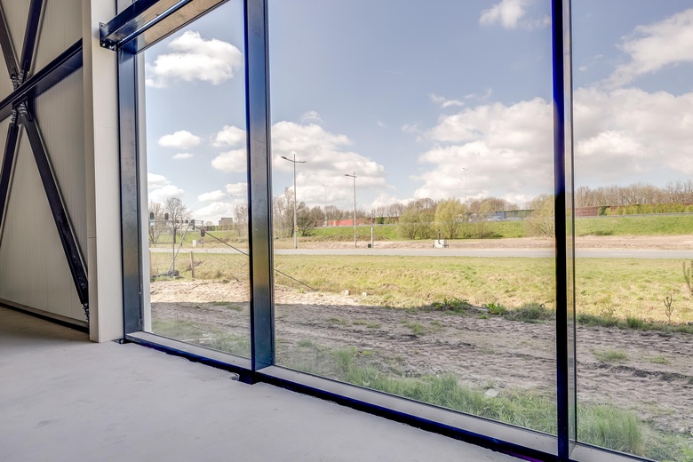 BedrijfsruimteaanDe Windturbine 11-17<br/> inAmersfoort BedrijfsruimteaanDe Windturbine 11-17<br/> inAmersfoort