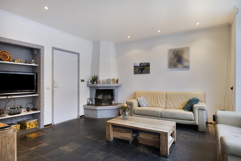 BedrijfsruimteaanDorpsstraat 11<br/> inVorden