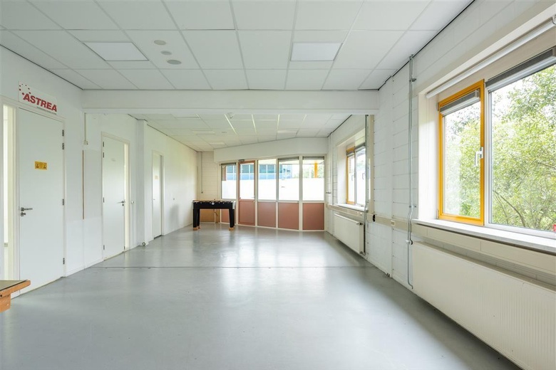 BedrijfsruimteaanNipkowweg 5 II<br/> inJoure BedrijfsruimteaanNipkowweg 5 II<br/> inJoure