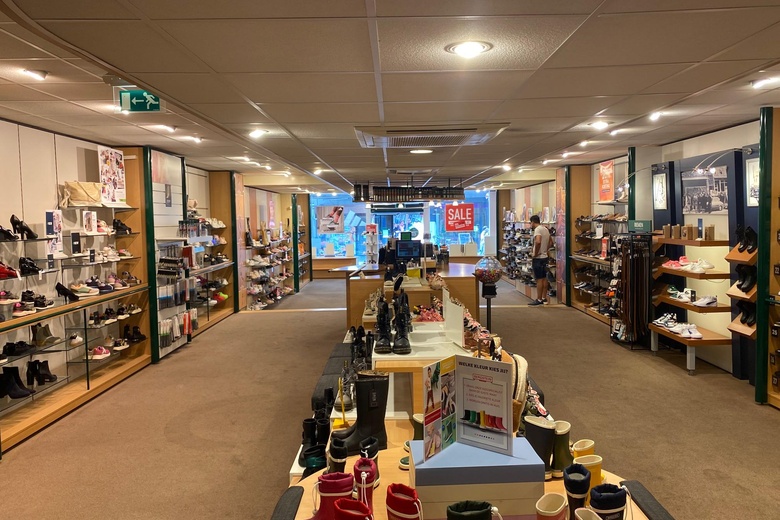 WinkelruimteaanKloosterwandstraat 22<br/> inRoermond WinkelruimteaanKloosterwandstraat 22<br/> inRoermond