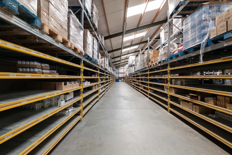 BedrijfsruimteaanNijverheidsweg 14 - 18<br/> inStellendam