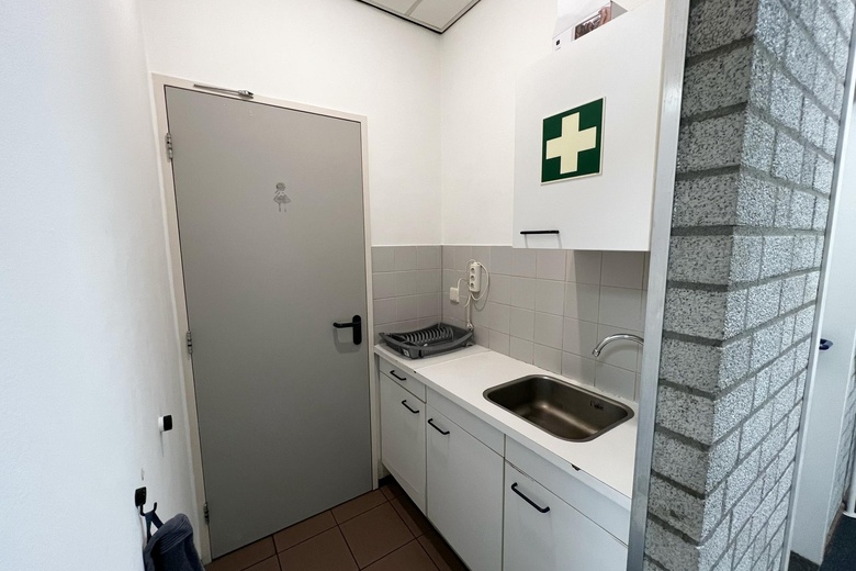 KantoorruimteaanKampstraat 80<br/> inGeleen KantoorruimteaanKampstraat 80<br/> inGeleen