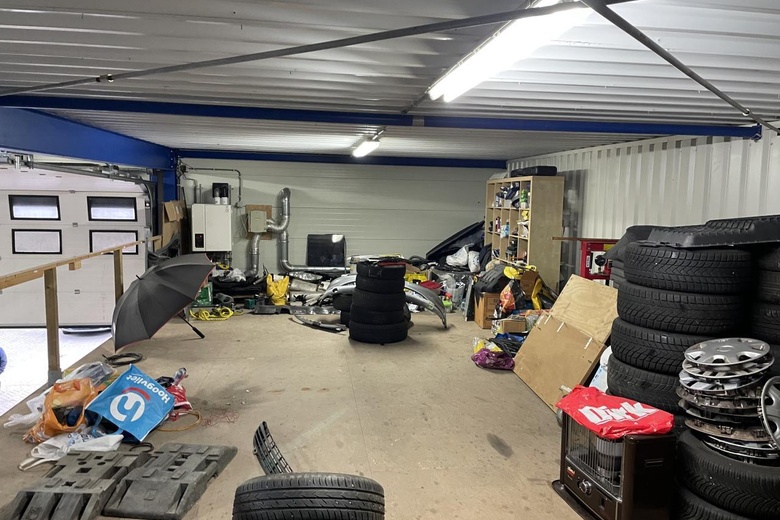 BedrijfsruimteaanDaniëlsweg 34<br/> inHeinkensand