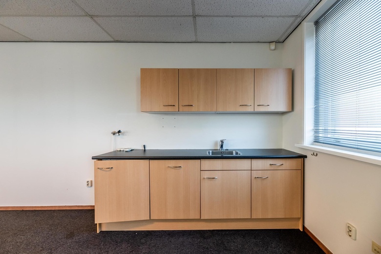 KantoorruimteaanBeatrixhaven 8 b<br/> inWerkendam KantoorruimteaanBeatrixhaven 8 b<br/> inWerkendam