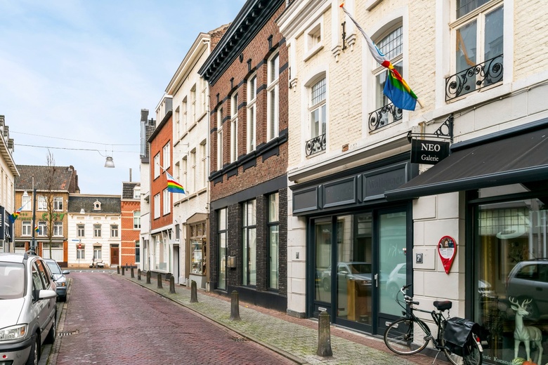 WinkelruimteaanBakkerstraat 7<br/> inRoermond