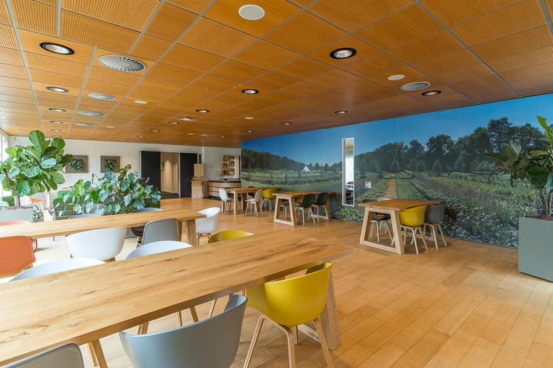 KantoorruimteaanJ.P. Broekhovenstraat 16<br/> inElburg