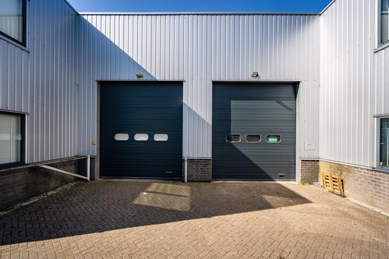 BedrijfsruimteaanPlatinastraat 79<br/> inZoetermeer BedrijfsruimteaanPlatinastraat 79<br/> inZoetermeer