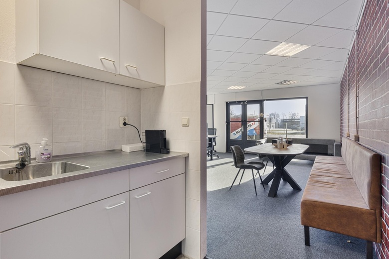 KantoorruimteaanBedrijvenpark Twente 165 a<br/> inAlmelo KantoorruimteaanBedrijvenpark Twente 165 a<br/> inAlmelo