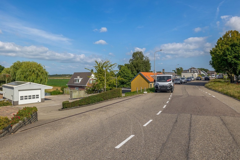 BedrijfsruimteaanMolendijk 38<br/> inKrimpen aan de Lek