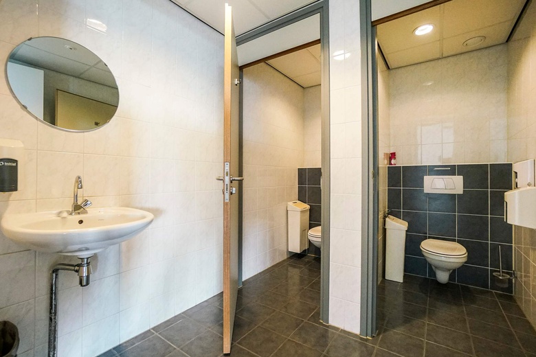 KantoorruimteaanFlemingweg 14<br/> inAlphen aan den Rijn KantoorruimteaanFlemingweg 14<br/> inAlphen aan den Rijn