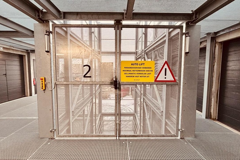 BedrijfsruimteaanConservenweg 75 U38<br/> inRoelofarendsveen