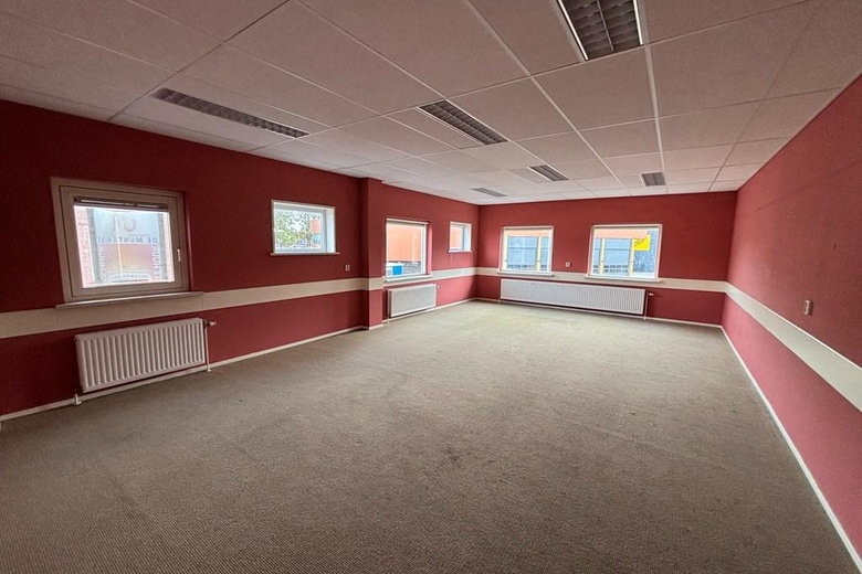 BedrijfsruimteaanNijverheidspad 3 A<br/> inUrk