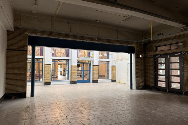 WinkelruimteaanStationsweg 3 P<br/> inBussum