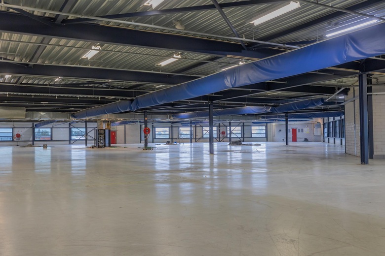 BedrijfsruimteaanZaalbergweg 9<br/> inLeiden BedrijfsruimteaanZaalbergweg 9<br/> inLeiden