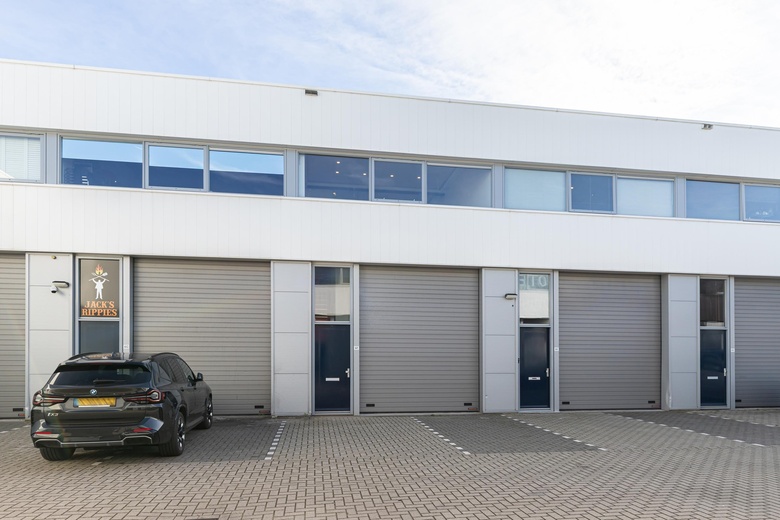 Bekijk foto 1 van Koperhoek 6 f