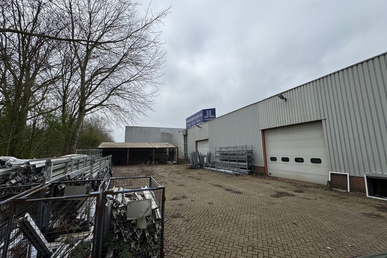 BedrijfsruimteaanDe Beverspijken 15 B<br/> inDen Bosch BedrijfsruimteaanDe Beverspijken 15 B<br/> inDen Bosch