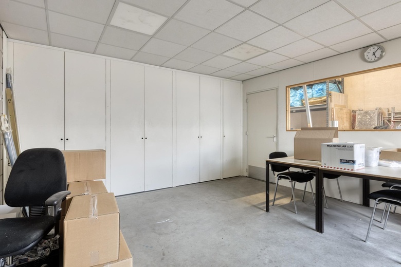 BedrijfsruimteaanCanadabaan 7 l<br/> inNistelrode