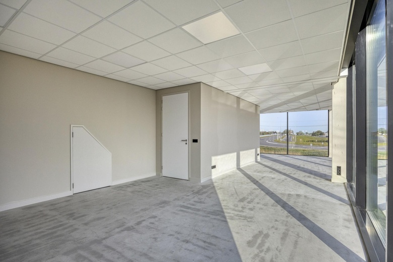 BedrijfsruimteaanHonderdland 996<br/> inMaasdijk