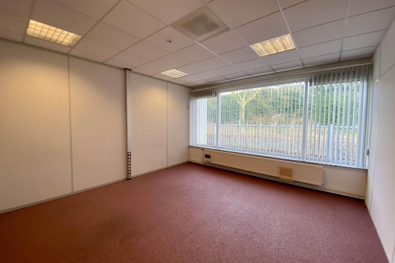 KantoorruimteaanParallelweg-West 54<br/> inVlijmen