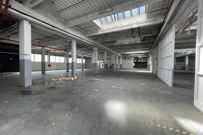 BedrijfsruimteaanSluisjesdijk 153<br/> inRotterdam