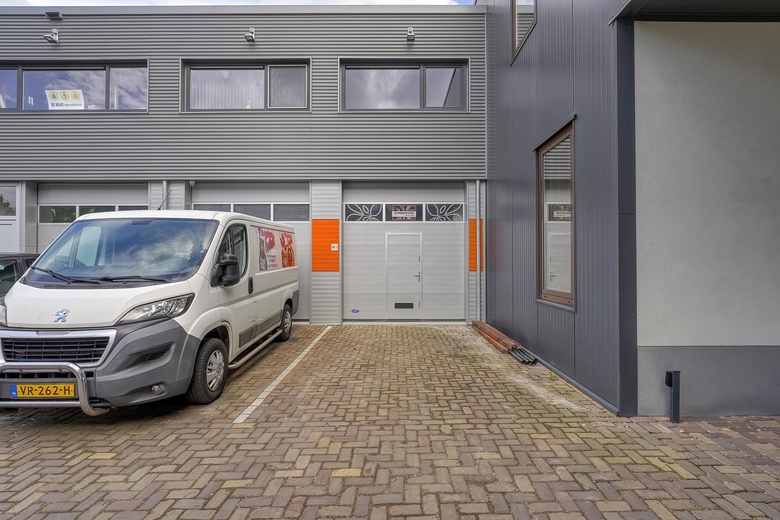 Bekijk foto 1 van Gabriel Metzustraat 46 J Bekijk foto 1 van Gabriel Metzustraat 46 J