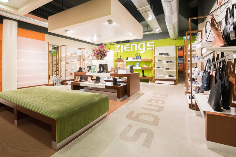 WinkelruimteaanUitstraat 115<br/> inSpijkenisse