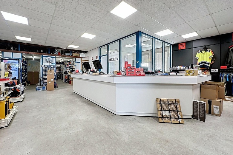 BedrijfsruimteaanNeringweg 1<br/> inOostburg