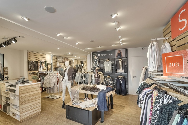 WinkelruimteaanHaarlemmerstraat 55<br/> inLeiden WinkelruimteaanHaarlemmerstraat 55<br/> inLeiden