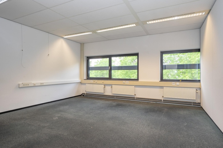 KantoorruimteaanHub Dassenplein 3<br/> inSittard KantoorruimteaanHub Dassenplein 3<br/> inSittard
