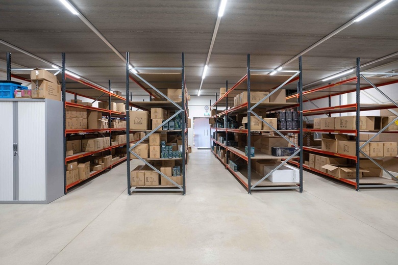BedrijfsruimteaanOslostraat 50<br/> inSittard BedrijfsruimteaanOslostraat 50<br/> inSittard