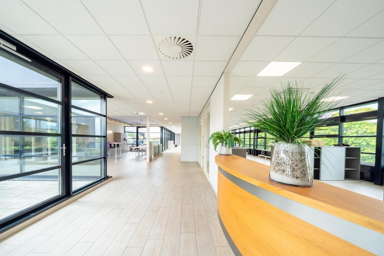 BedrijfsruimteaanPalingweg 18<br/> inBunschoten BedrijfsruimteaanPalingweg 18<br/> inBunschoten