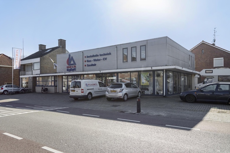 BedrijfsruimteaanOldenzaalsestraat 27 - 29<br/> inLosser