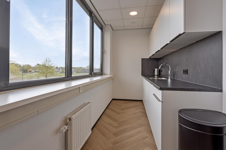 KantoorruimteaanHeinz Moormannstraat 1 a<br/> inBoxmeer KantoorruimteaanHeinz Moormannstraat 1 a<br/> inBoxmeer