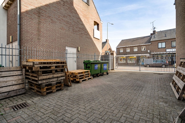 WinkelruimteaanJulianastraat 11<br/> inStramproy